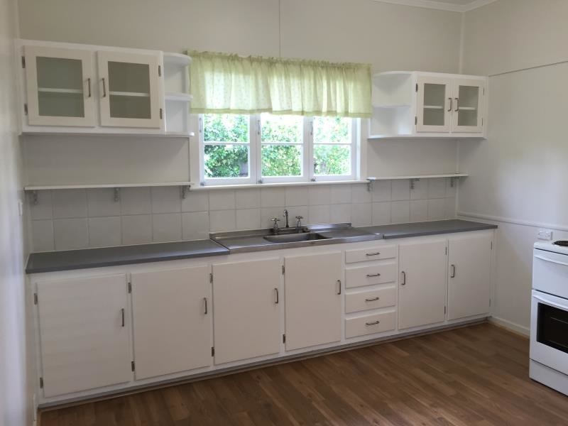 146 Richardson Road, Park Avenue QLD 4701